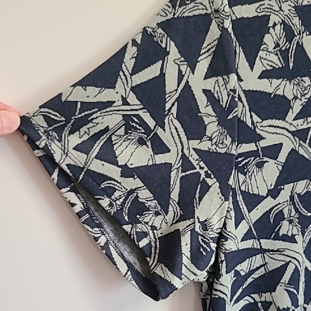Lularoe Classic Navy & Gray Patterned Top XL - Picture 4 of 12